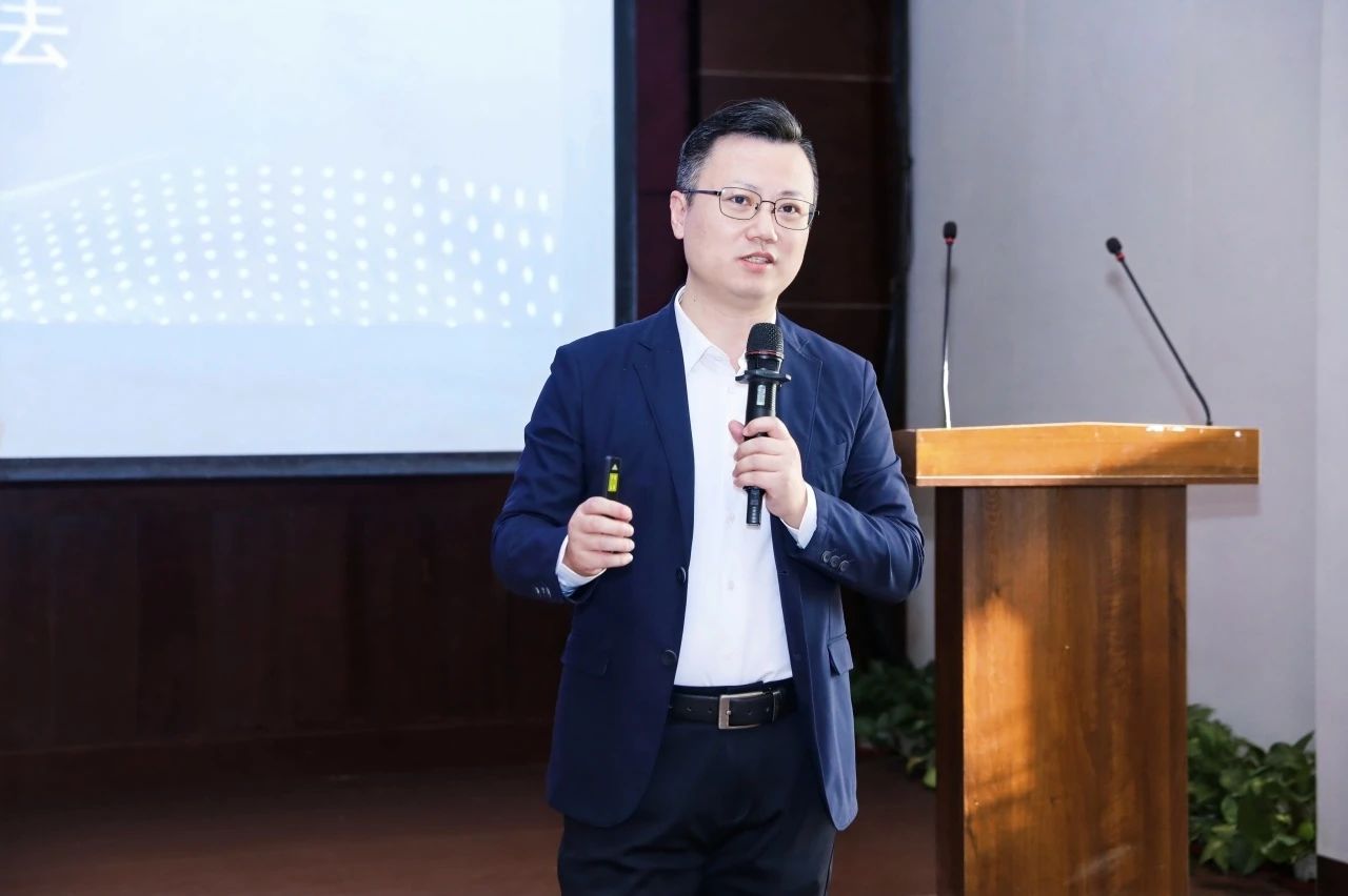 丁總-1.jpg 丁總-1.jpg